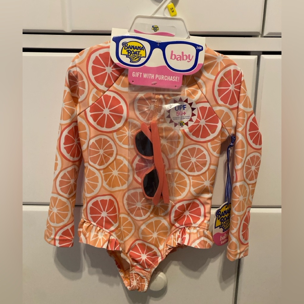 Banana Boat Baby Orange Citrus Long-Sleeve One-Piece Swimsuit / Size 24m / NWT